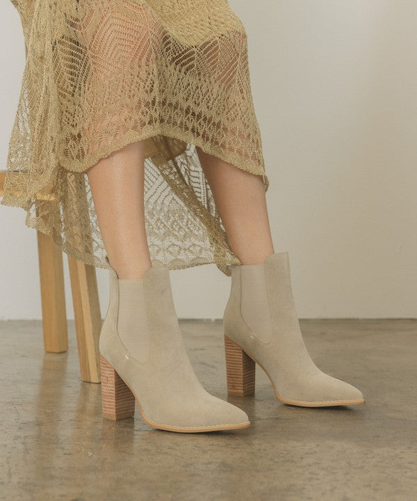 OASIS SOCIETY Esmee Chelsea Boot Heel