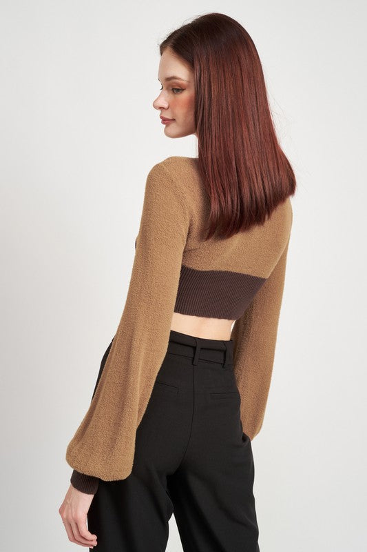 CONTRAST KNIT RIB CROPPED TOP